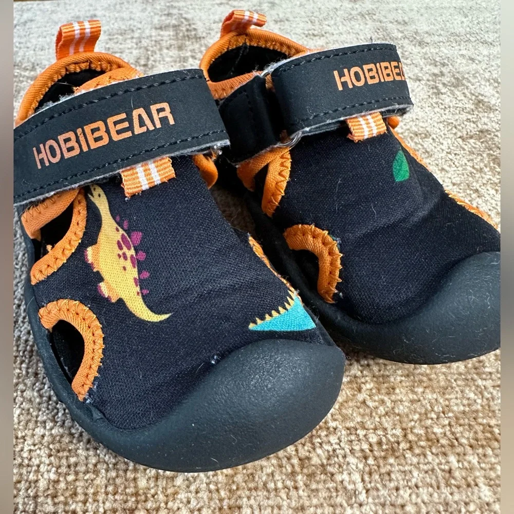 Hobibear Dinosaur Sandals/ Water Shoes Size 5 US